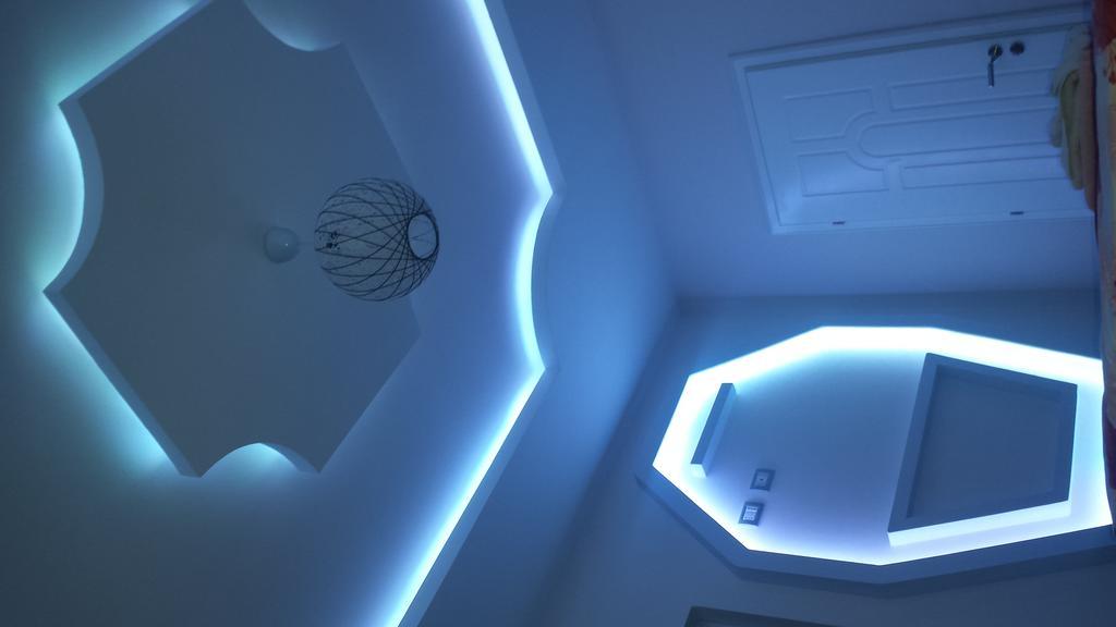 Hotel Buza New Shtoj Luaran gambar