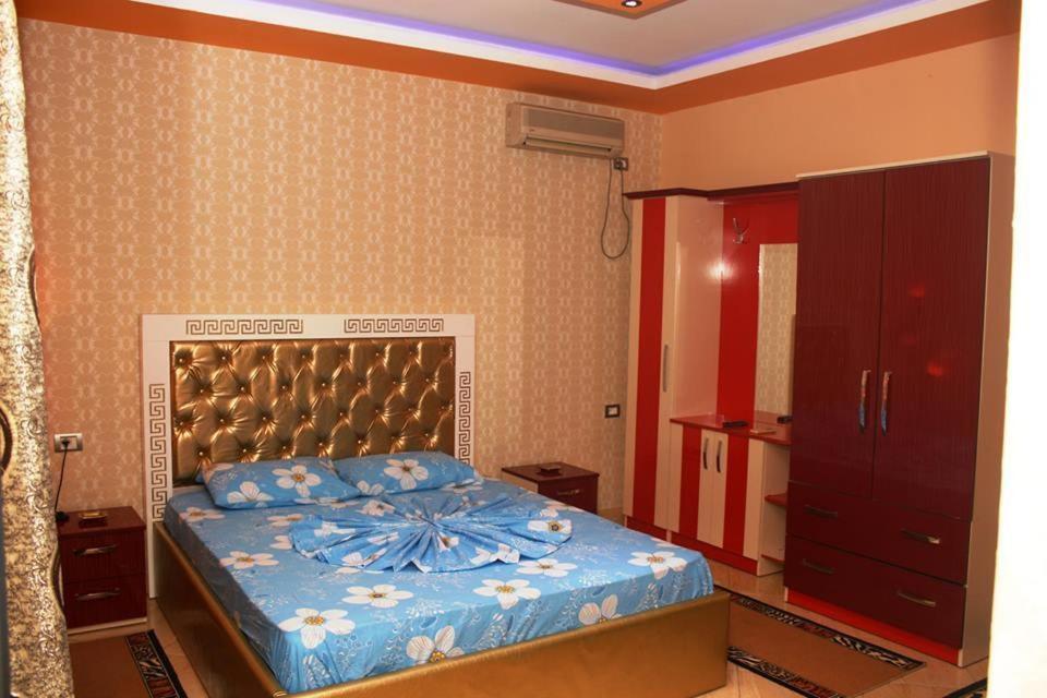 Hotel Buza New Shtoj Luaran gambar